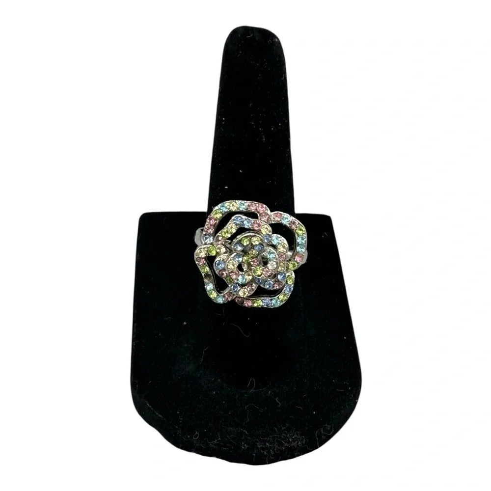 Multicolor Crystal Flower Ring Adjustable Magnetic Silver Tone